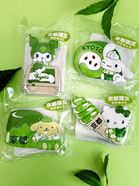 抹茶のティラミスに抹茶ロール
抹茶のソフトクリームに抹茶プリン💚 

京都×抹茶スイーツ×サンリオ
抹茶スイーツとサンリオキャラクターズの
最強コラボ💚京都限定マグネット登場！！

よしとよ嵐山店 に入荷です🍃
おみやげに◎…抹茶スイーツも食べたくなる( º﹃º )♡

☑︎京都限定マグネット サンリオ×抹茶スイーツ
┈┈┈┈┈┈┈┈┈┈┈┈┈┈┈┈┈┈┈┈┈┈┈┈┈
【取扱店舗】嵐山店

#マグネット集め #京都みやげ #お土産マグネット
#sanrio #サンリオ#抹茶スイーツ #japanmagnet
#ハローキティ#クロミ #シナモロール#ポムポムプリン
#kyototravel #よしとよ嵐山店